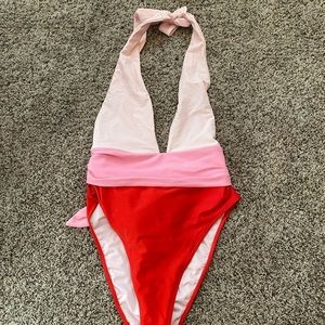 Color block high leg one piece bathing suit